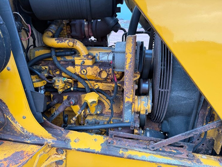 john-deere-410-image-58