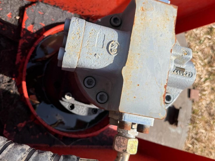 agt-60"-forestry-mulcher-image-11