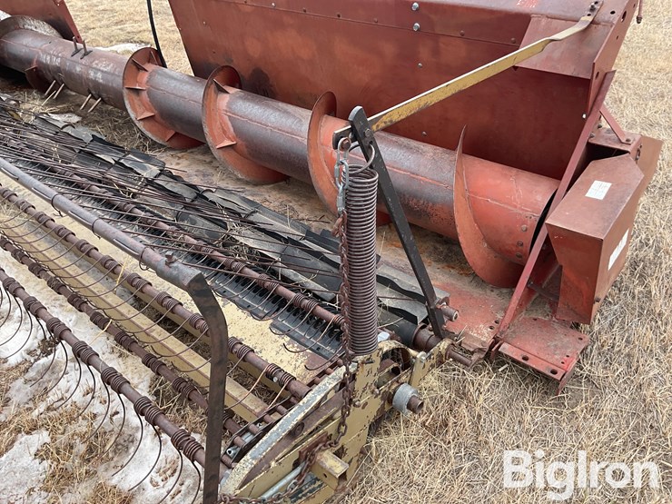 international-810-image-9