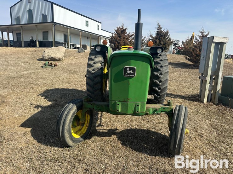 john-deere-2630-image-2