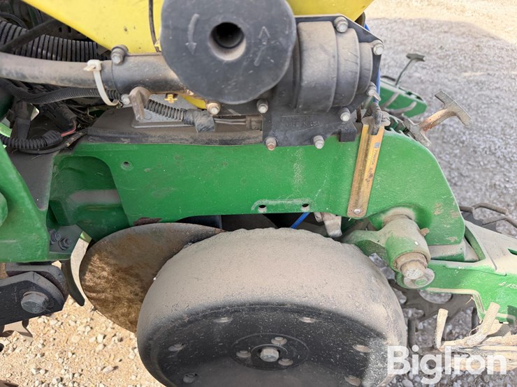 john-deere-1770-image-9