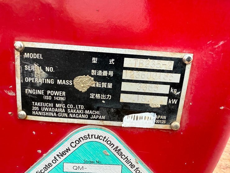 takeuchi-tb235-2-image-54