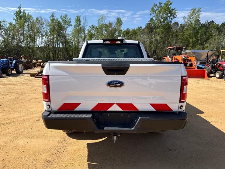 2018-ford-f150-xl-image-4