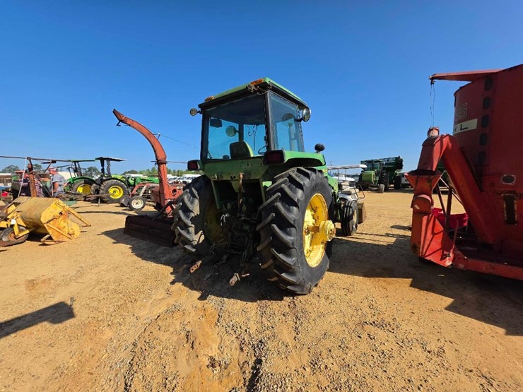 john-deere-4430-image-3