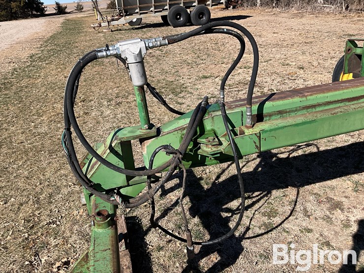 john-deere-7000-image-10