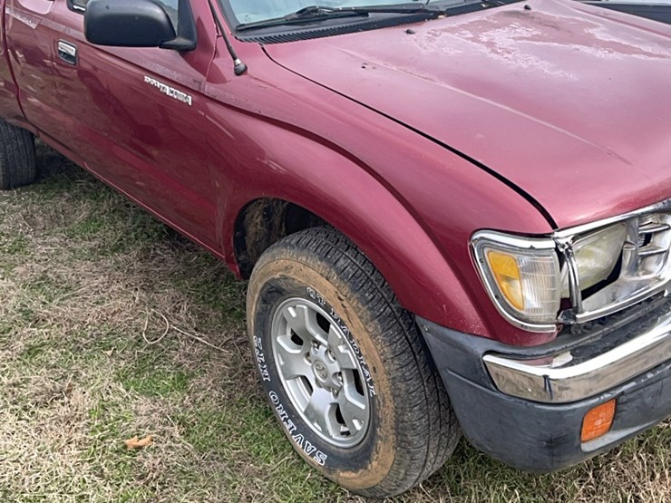 1995-toyota-tacoma-image-9