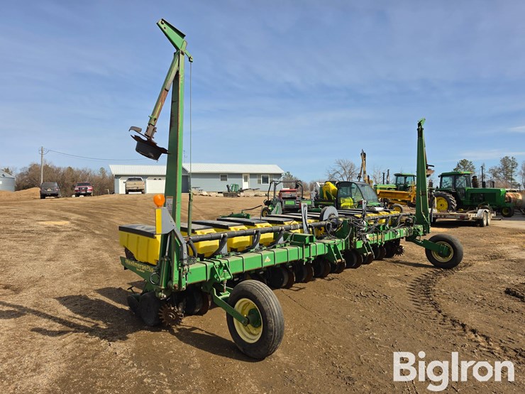 john-deere-1730-image-3