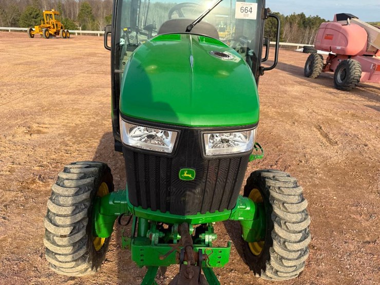 john-deere-3033r-image-15