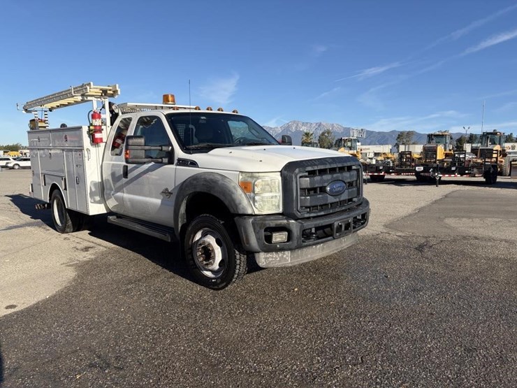 2012-ford-f450-xlt-image-2