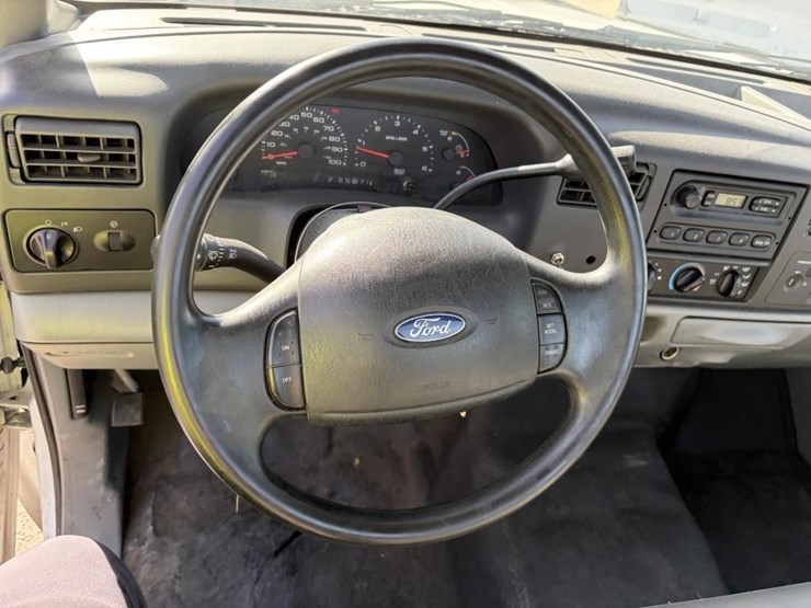 2003-ford-f250-image-11