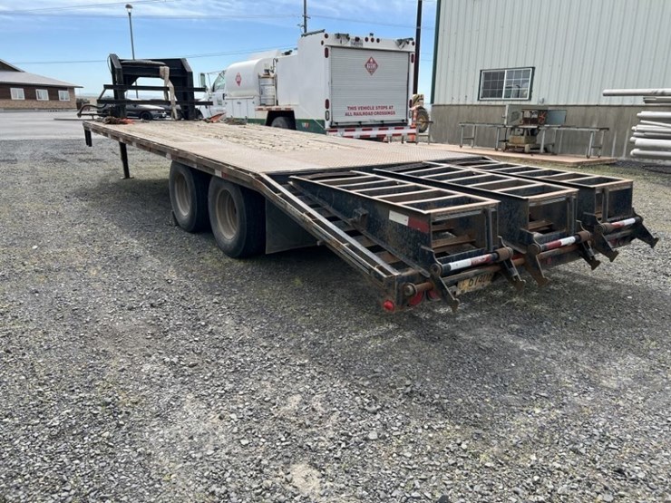 2012-elite-t/a-gooseneck-equipment-trailer-image-6