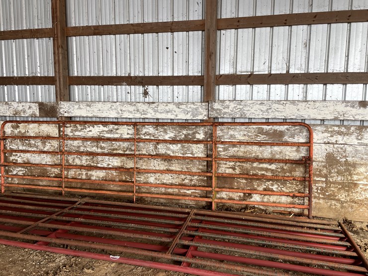 #2353-•-(3)-16'-metal-gates-image-6