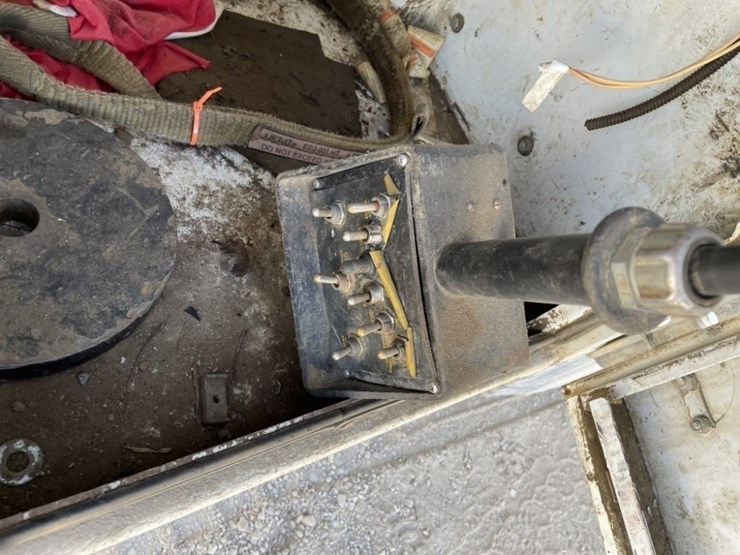 2007-kenworth-t300-image-21