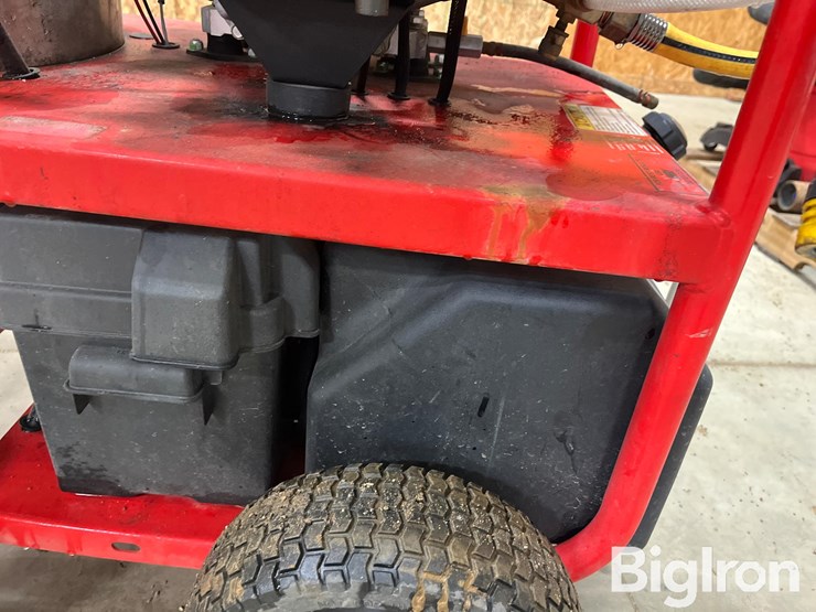 hotsy-1075sse-pressure-washer-image-15