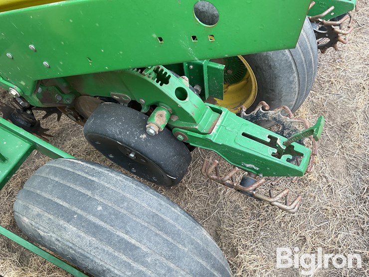 john-deere-1760-image-18