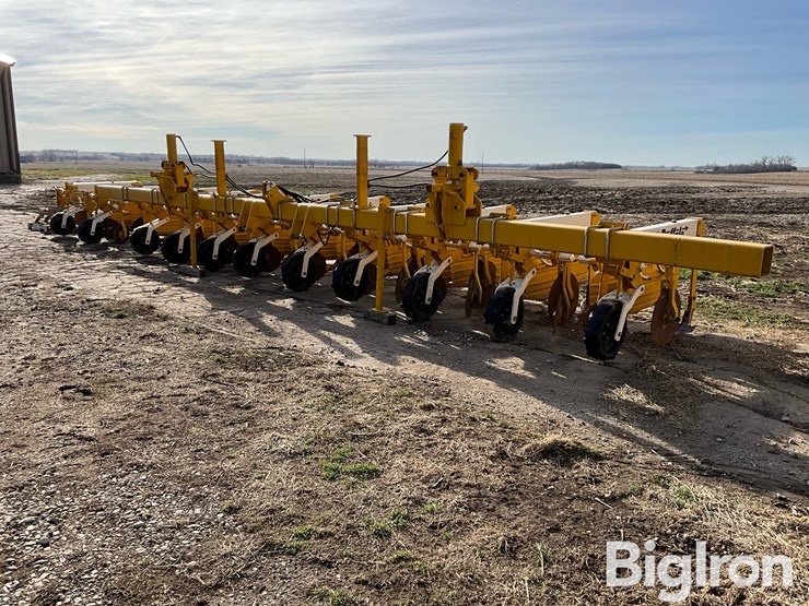 1997-buffalo-6300-image-1