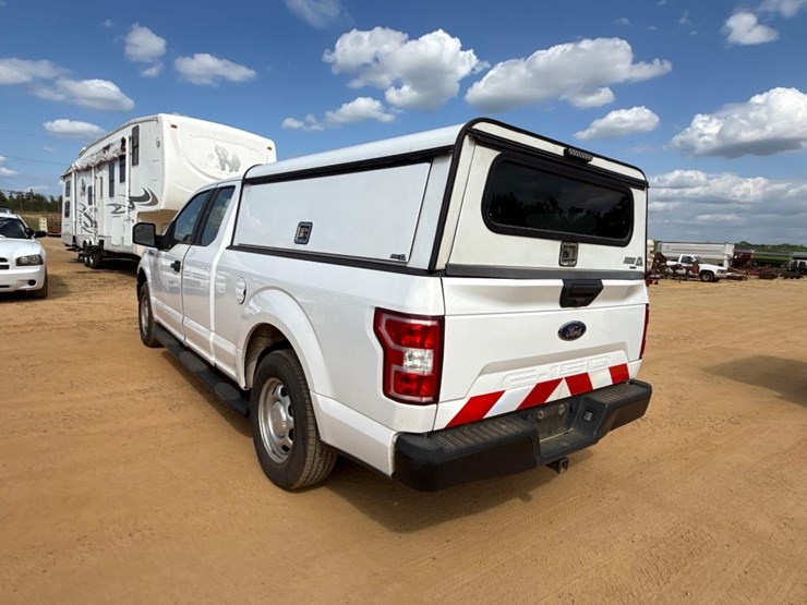 2019-ford-f150-xl-image-3