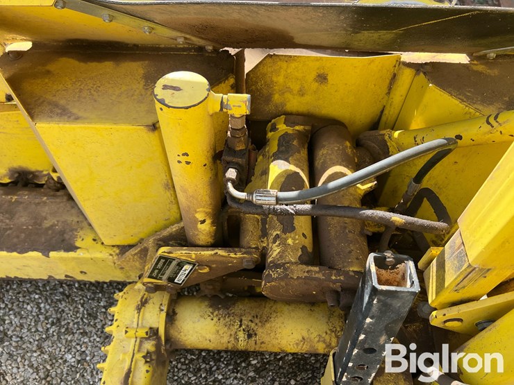 john-deere-688-image-19