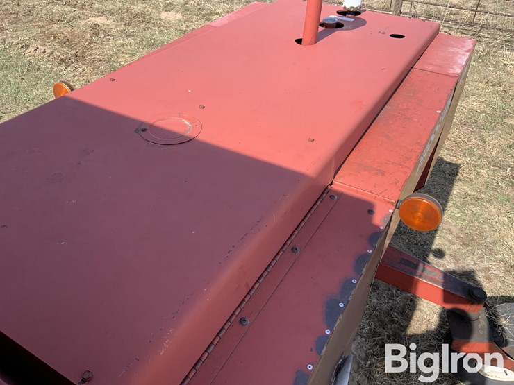 hesston-6550-image-18