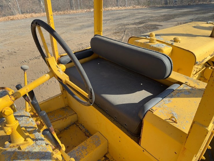 caterpillar-12-image-20