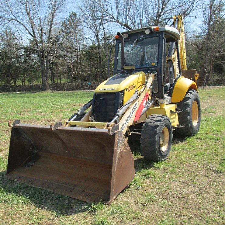 NEW HOLLAND B95B