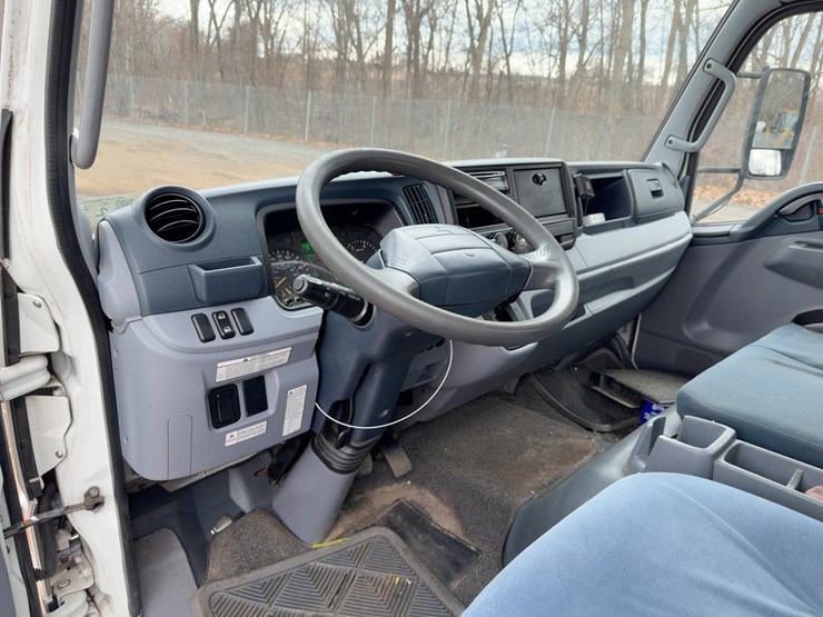 2014-mitsubishi-fe160-s/a-box-truck-image-17