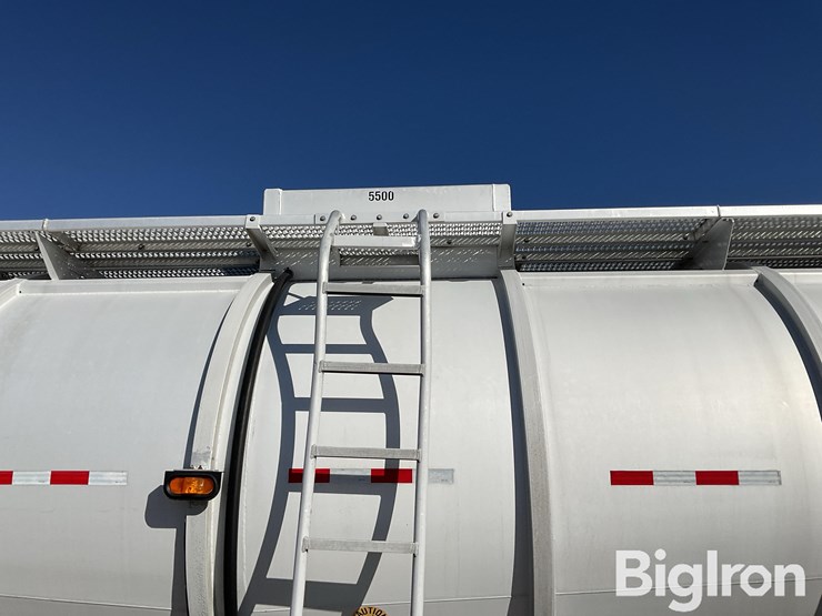 2000-custom-trailer-image-16