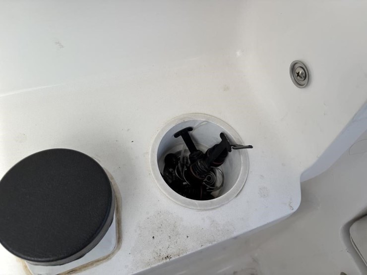 2005-unknown-trailer-image-20