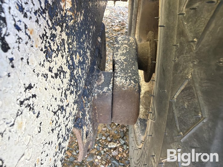 1050-gallon-t/a-nurse-tank-trailer-image-19