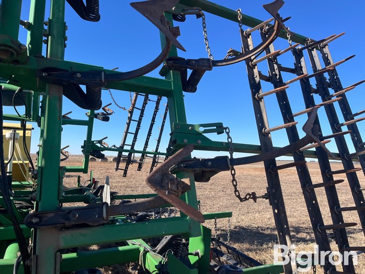 john-deere-726-image-10