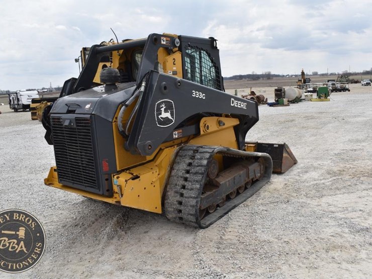 2021-deere-333g-image-10