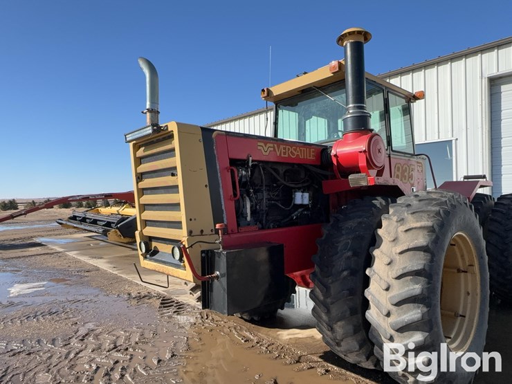 1982-versatile-835-image-9