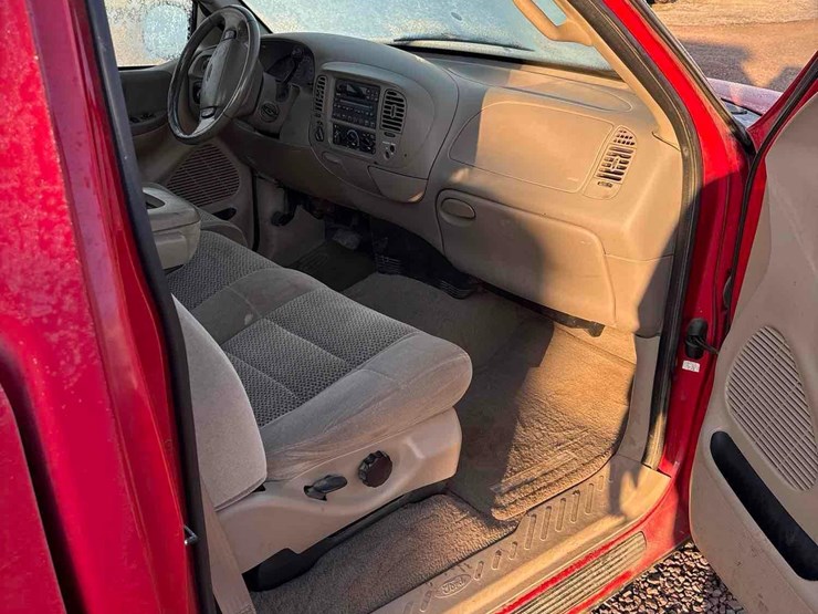 2001-ford-f150-image-28