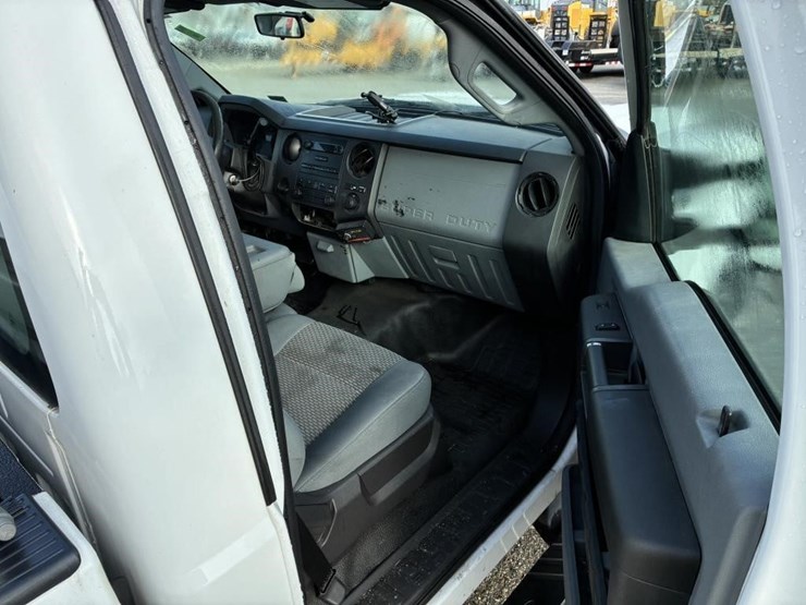 2012-ford-f250-image-9