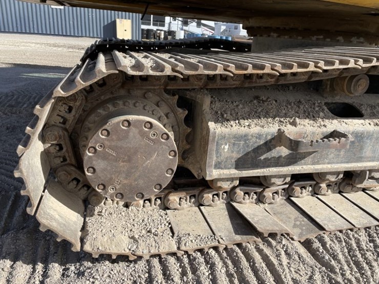 2012-deere-250g-lc-image-31