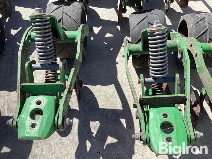 john-deere-db80-image-16