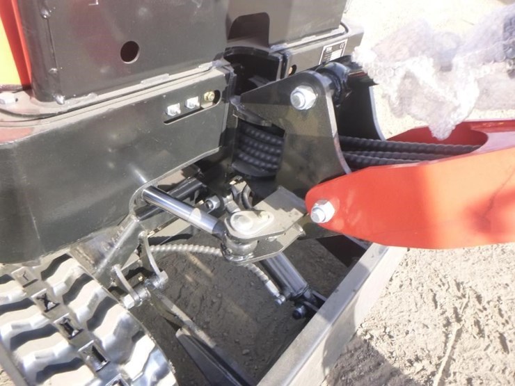 2026-tpm-18hs-hydraulic-excavator-image-17