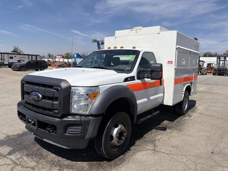 2012-ford-f450-image-1