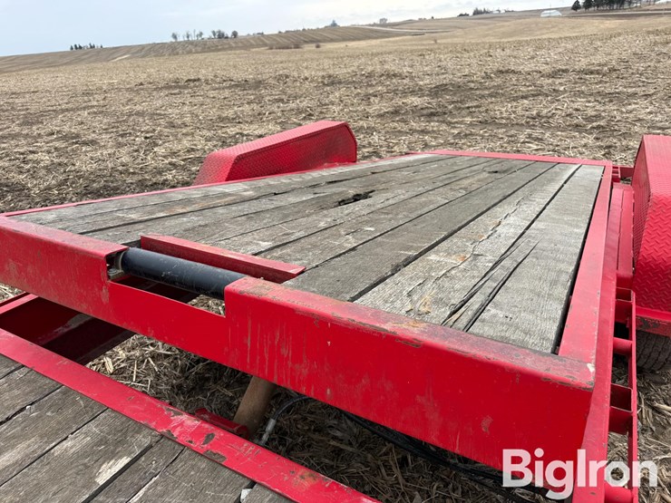 2015-pj-trailer-mfg-co-22'-tilt-deck-trailer-image-18