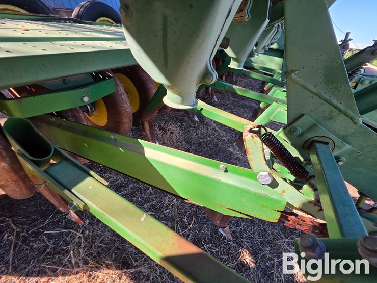 john-deere-9300-image-12