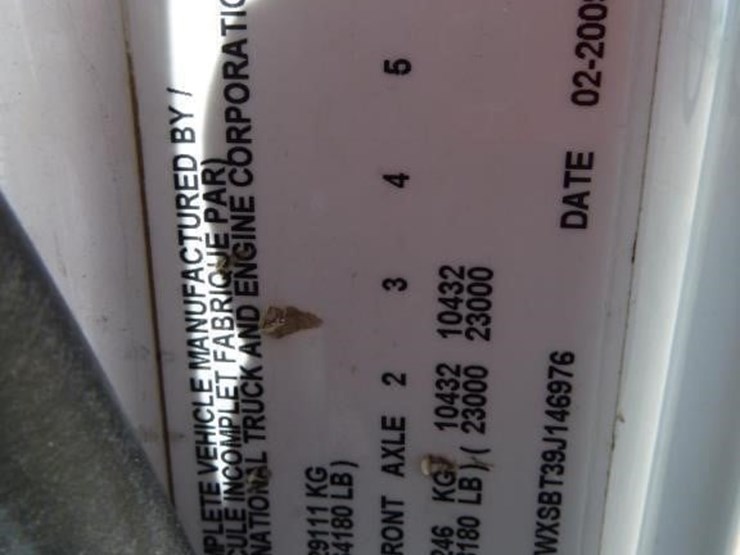 2009-international-7600-image-48