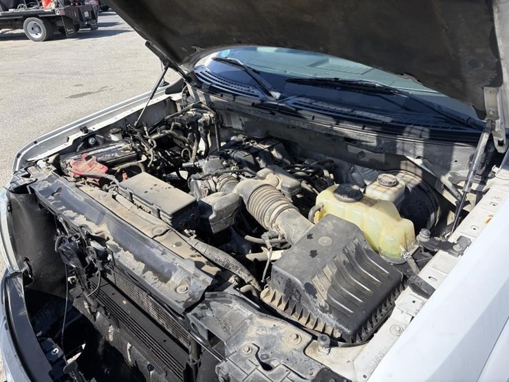 2012-ford-f150-xl-image-6