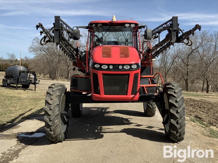 2012-apache-as720-image-2