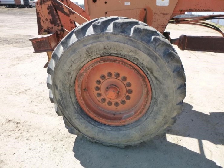 1980-john-deere-jd670-a-motor-grader-image-39