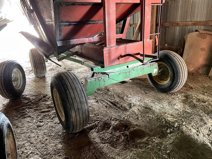 m&w-little-red-wagon-image-11