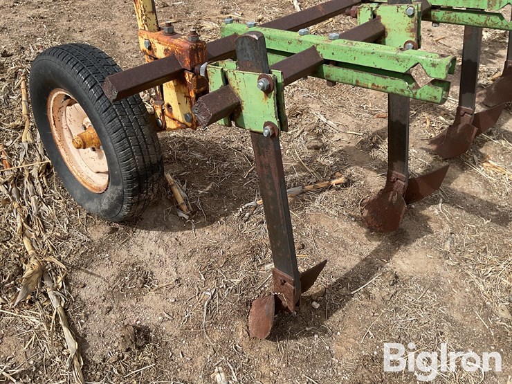 john-deere-7-image-10