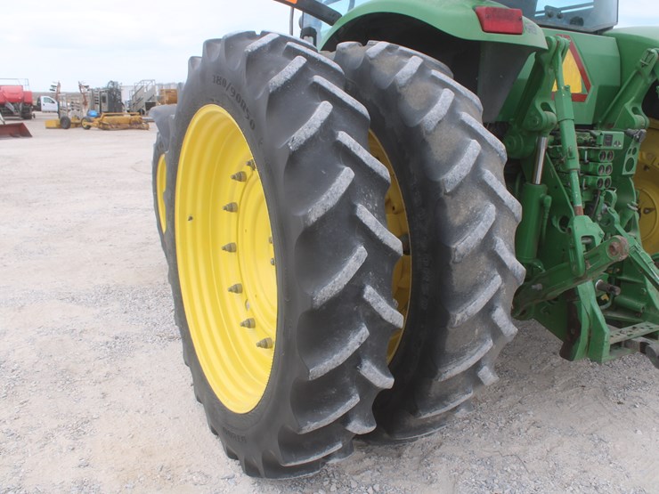 john-deere-8120-image-35