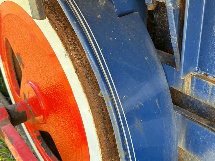 frick-steam-locomotive-with-track-image-50