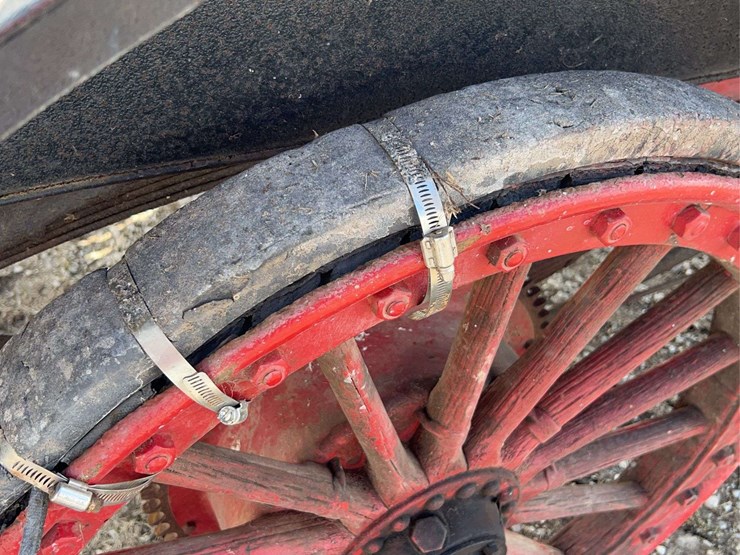 international-highwheeler-image-42