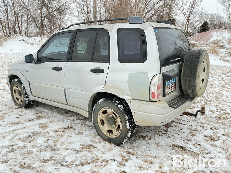 2002-suzuki-grand-vitara-image-7